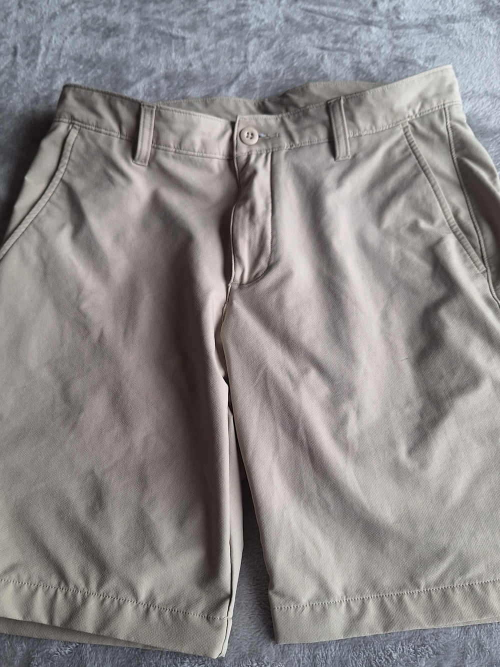Under Armour Men's Light Khaki Flat Front Performance Shorts